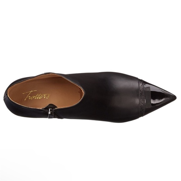 Trotters Leather Booties, 7.5W - Picture 13 of 16